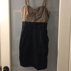 Wildred size 0 darker beige and black dress